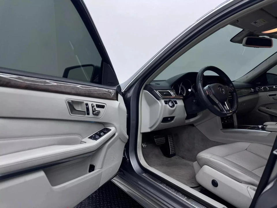 2014 Mercedes-Benz W212 E-Class - Image 9 of 21