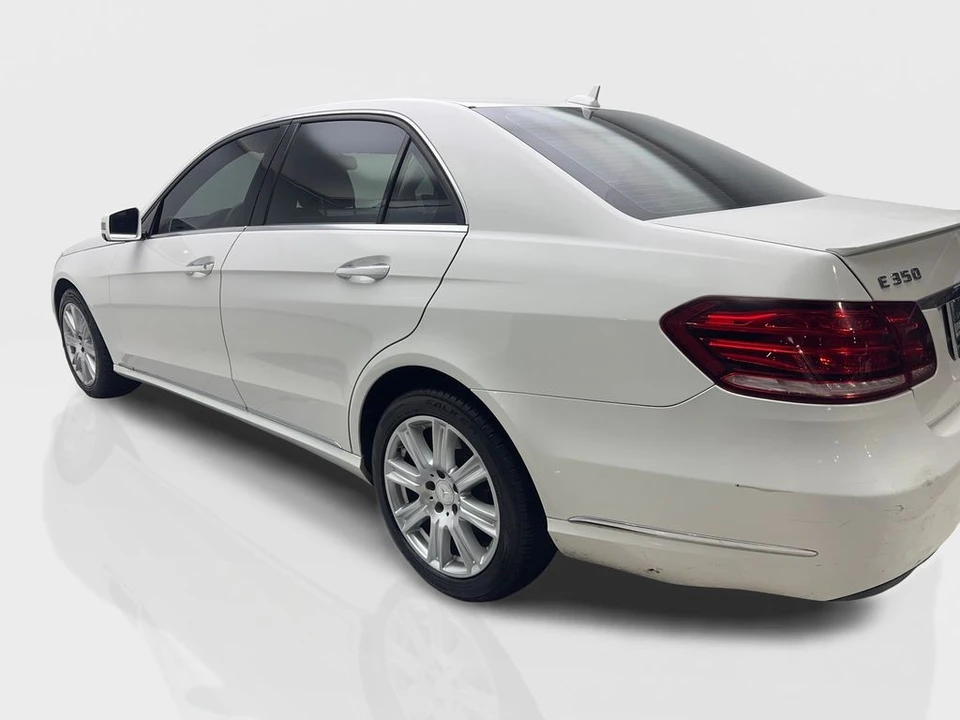 2014 Mercedes-Benz W212 E-Class - Image 14 of 21