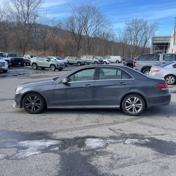 2014 Mercedes-Benz W212 E-Class - Image 3 of 12
