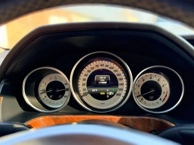 2014 Mercedes-Benz W212 E-Class - Image 8 of 12