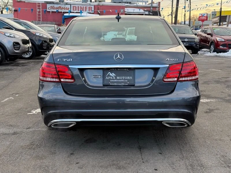 2014 Mercedes-Benz W212 E-Class - Image 9 of 12