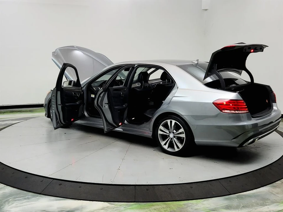 2014 Mercedes-Benz W212 E-Class - Image 12 of 21
