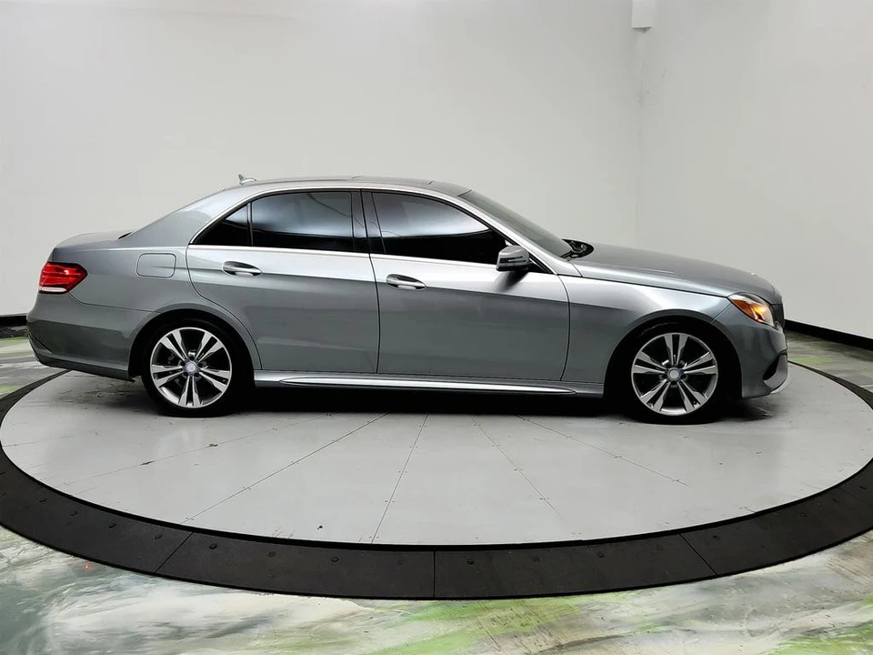 2014 Mercedes-Benz W212 E-Class - Image 4 of 21