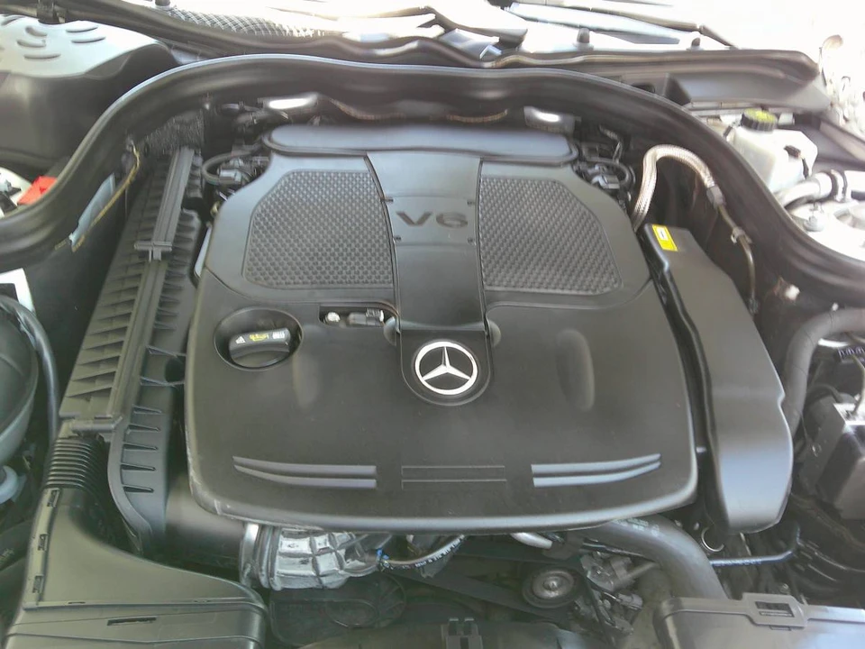 2014 Mercedes-Benz W212 E-Class - Image 10 of 17