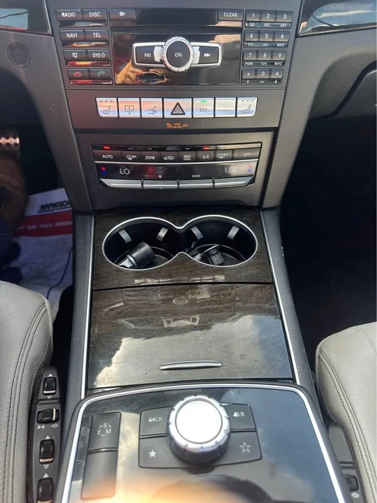 2014 Mercedes-Benz W212 E-Class - Image 12 of 15