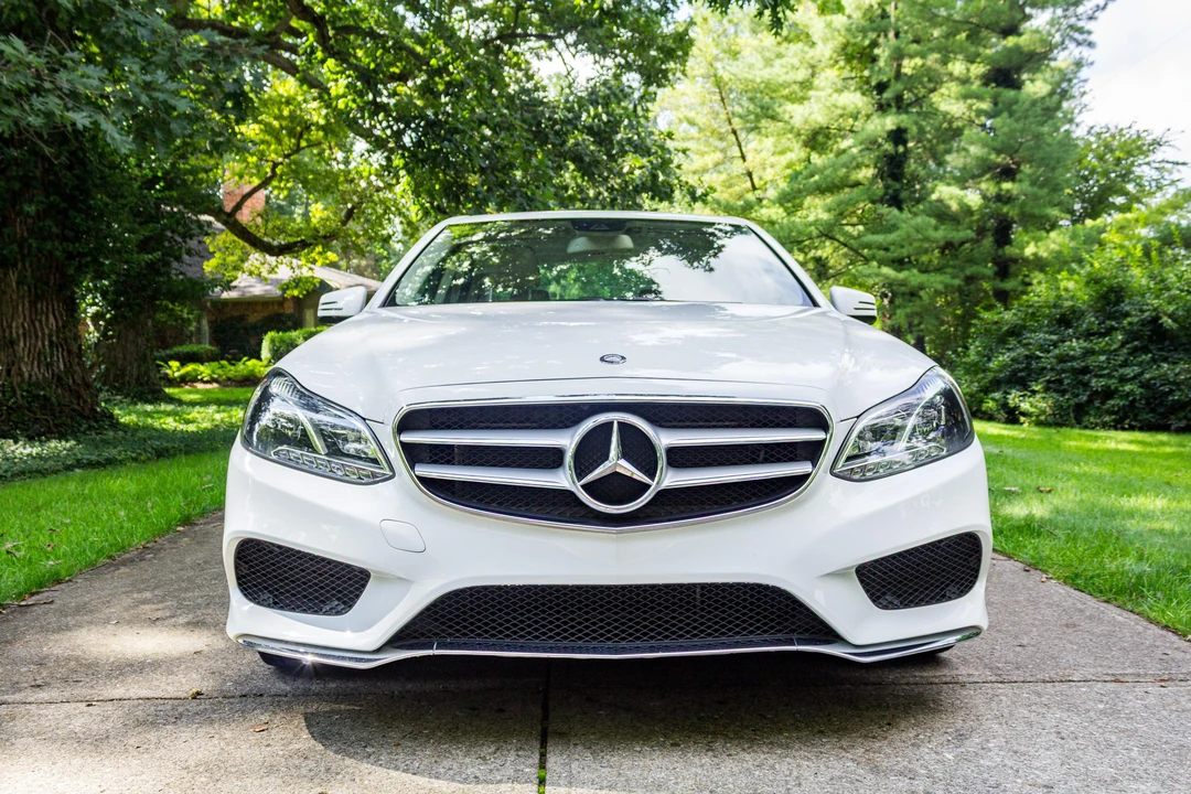 2014 Mercedes-Benz W212 E-Class - Image 2 of 31