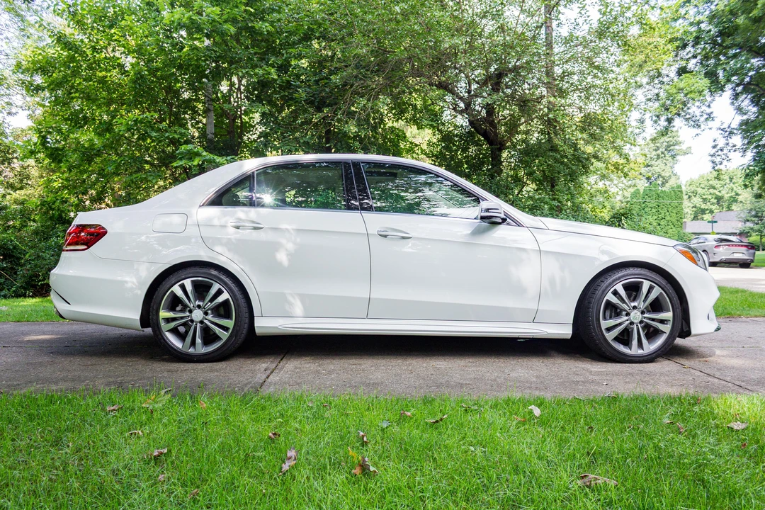 2014 Mercedes-Benz W212 E-Class - Image 3 of 31
