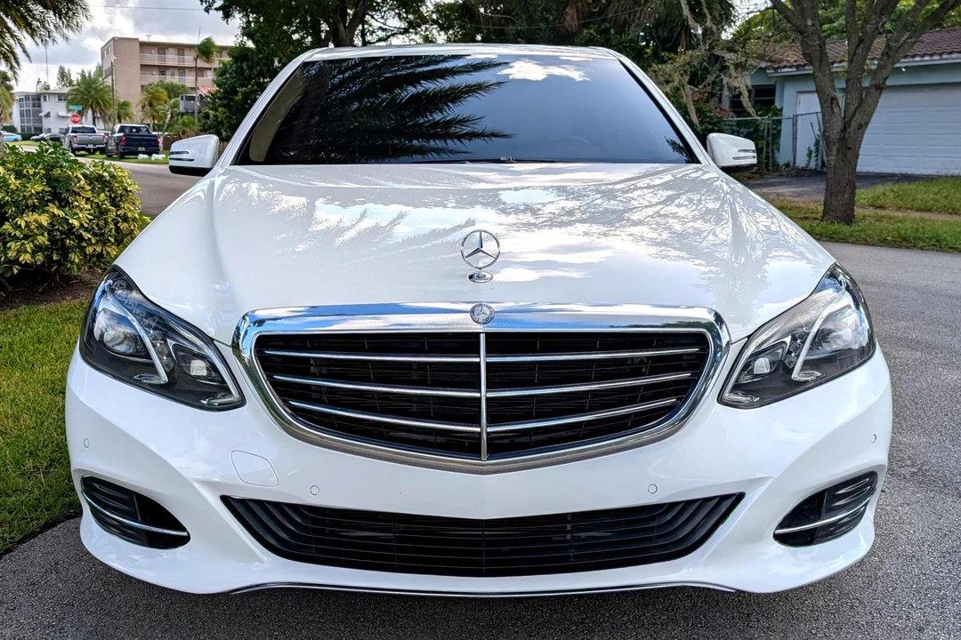 2014 Mercedes-Benz W212 E-Class - Image 2 of 31