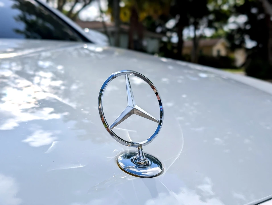 2014 Mercedes-Benz W212 E-Class - Image 27 of 31