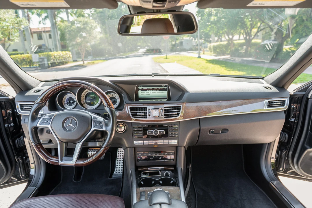 2014 Mercedes-Benz W212 E-Class - Image 13 of 31
