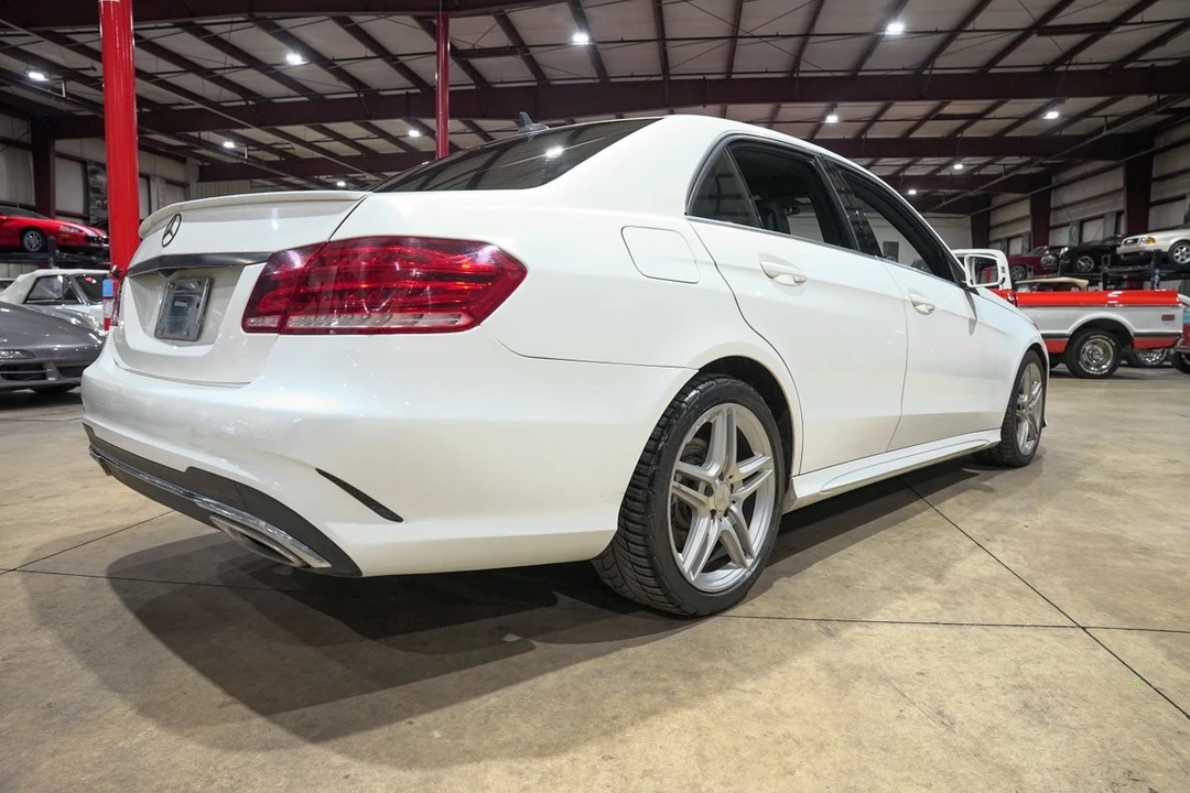 2014 Mercedes-Benz W212 E-Class - Image 8 of 12