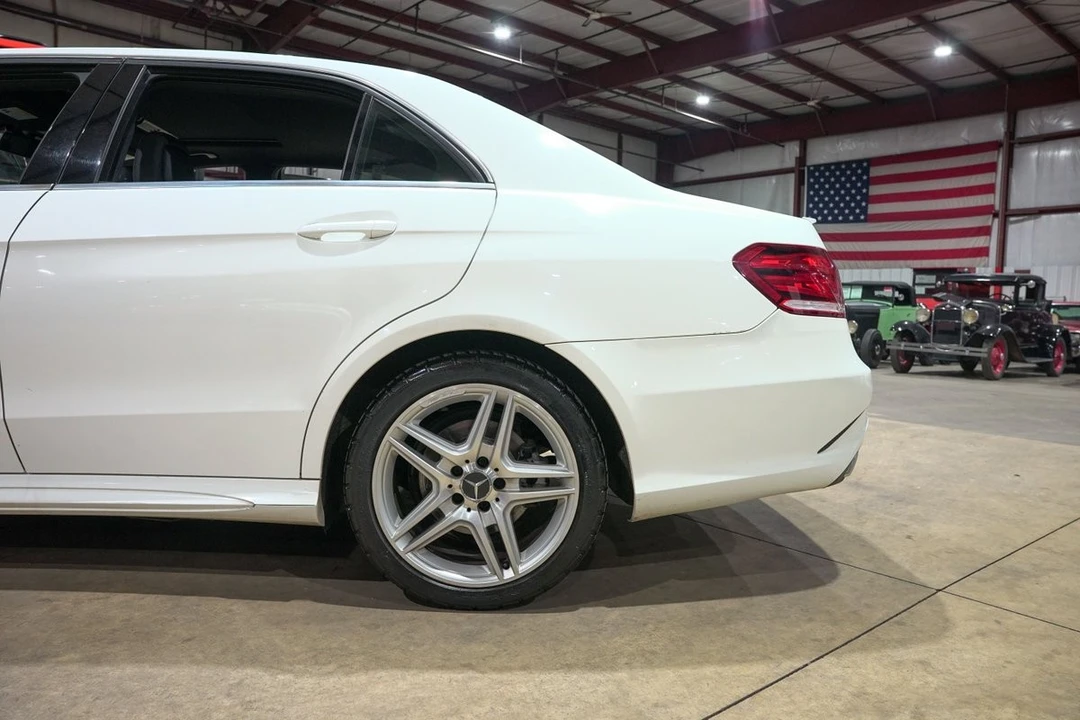 2014 Mercedes-Benz W212 E-Class - Image 5 of 12