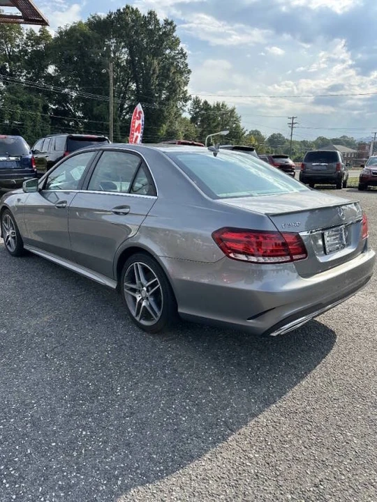 2014 Mercedes-Benz W212 E-Class - Image 2 of 10