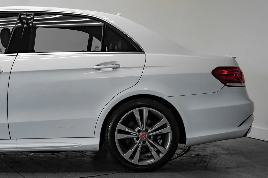 2014 Mercedes-Benz W212 E-Class - Image 17 of 21