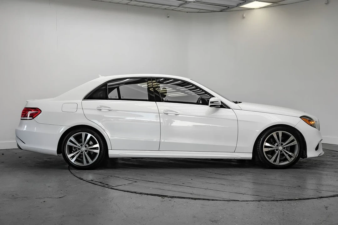 2014 Mercedes-Benz W212 E-Class - Image 9 of 21