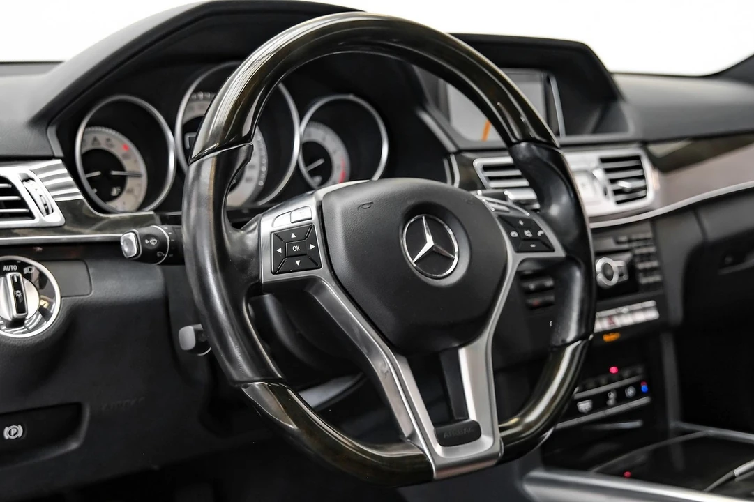 2014 Mercedes-Benz W212 E-Class - Image 21 of 21