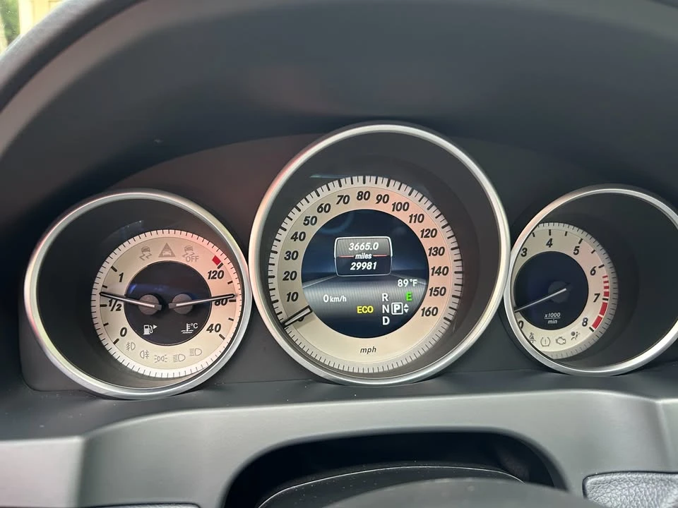 2014 Mercedes-Benz W212 E-Class - Image 8 of 12