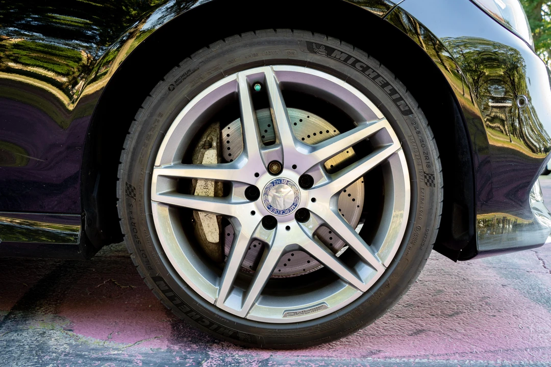 2014 Mercedes-Benz W212 E-Class - Image 28 of 31