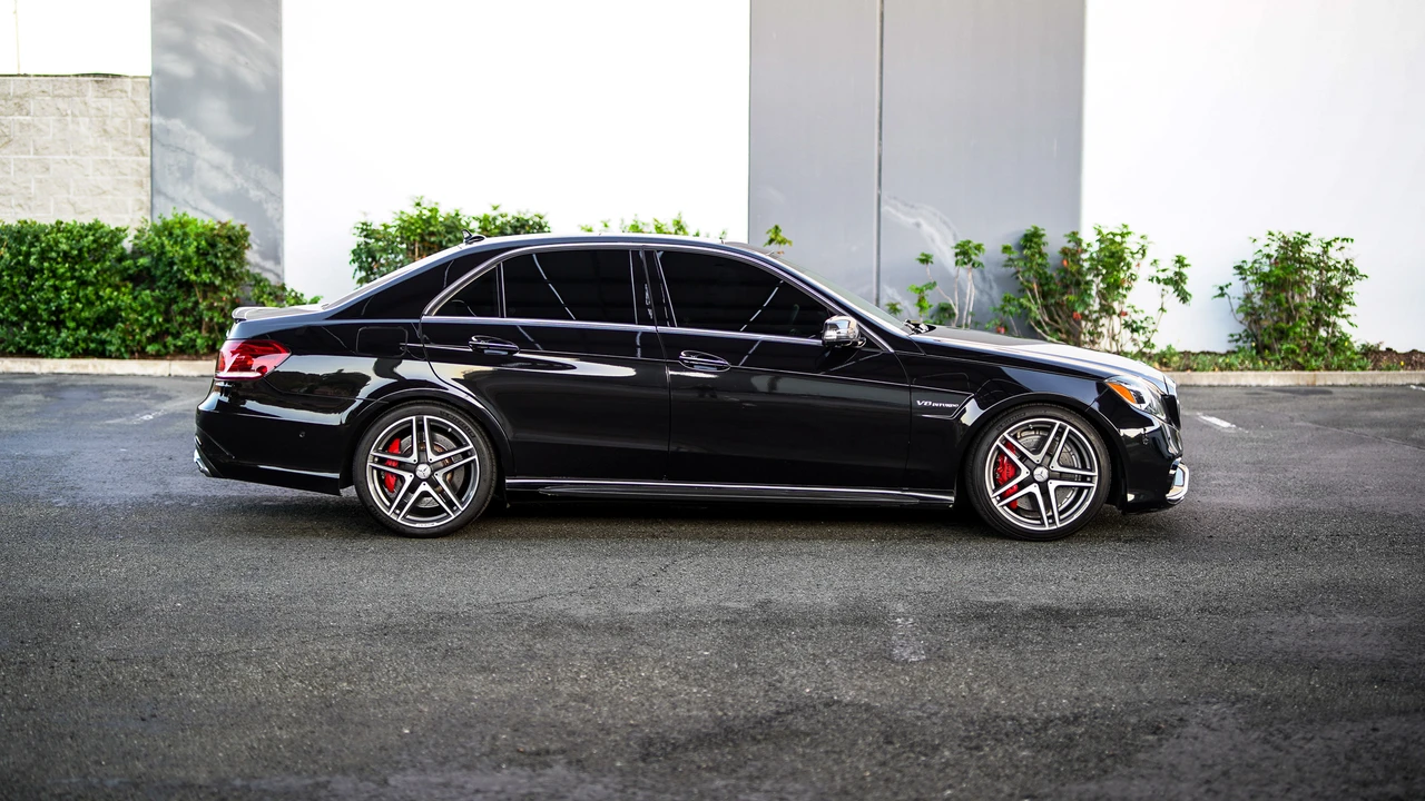 2014 Mercedes-Benz W212 E 63 AMG - Image 22 of 31