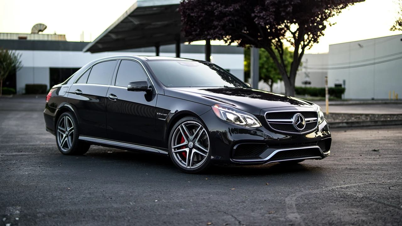 2014 Mercedes-Benz W212 E 63 AMG - Image 4 of 31