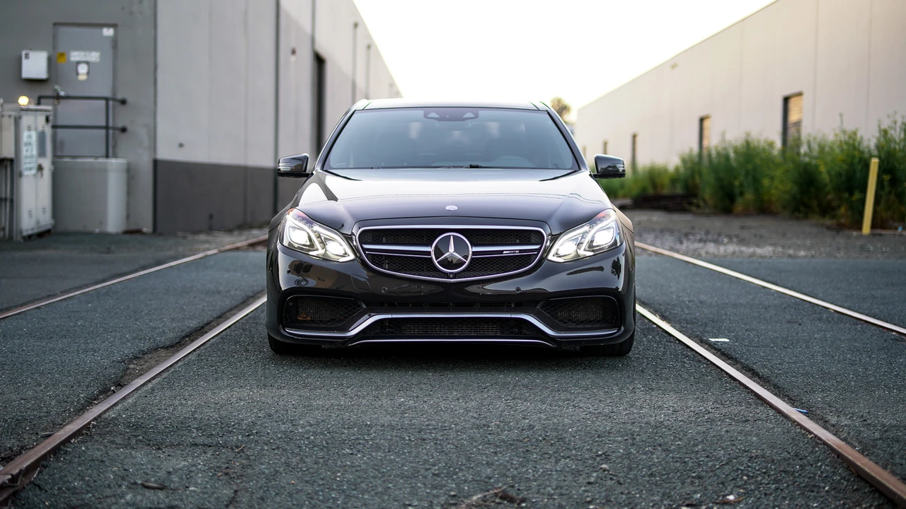 2014 Mercedes-Benz W212 E 63 AMG - Image 8 of 31