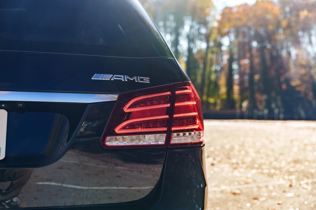 2014 Mercedes-Benz W212 E 63 AMG - Image 23 of 31