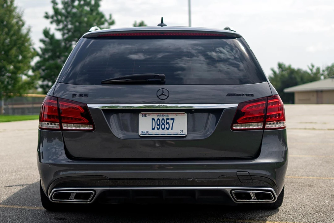 2014 Mercedes-Benz W212 E 63 AMG - Image 5 of 31