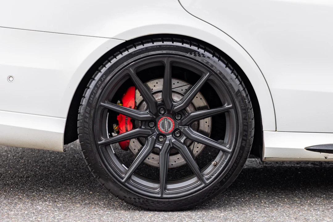 2014 Mercedes-Benz W212 E 63 AMG - Image 26 of 31