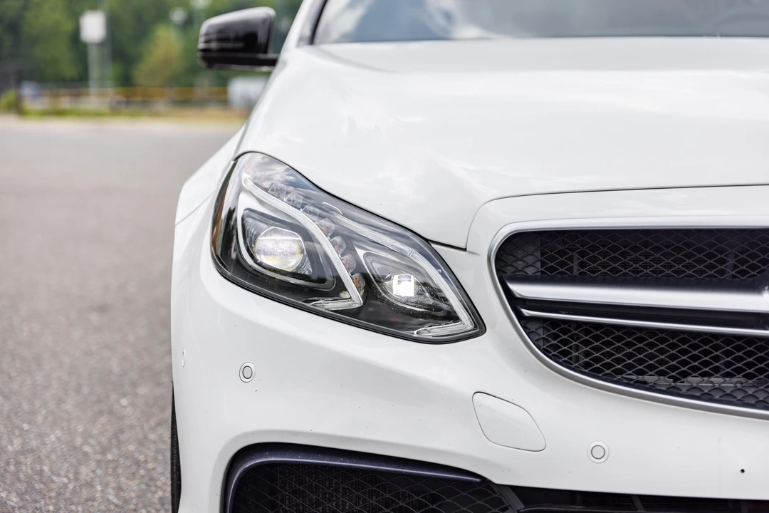 2014 Mercedes-Benz W212 E 63 AMG - Image 11 of 31