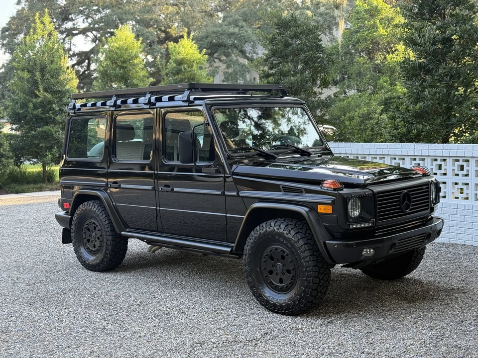 2014 Mercedes-Benz W463 G-Class - Image 2 of 31