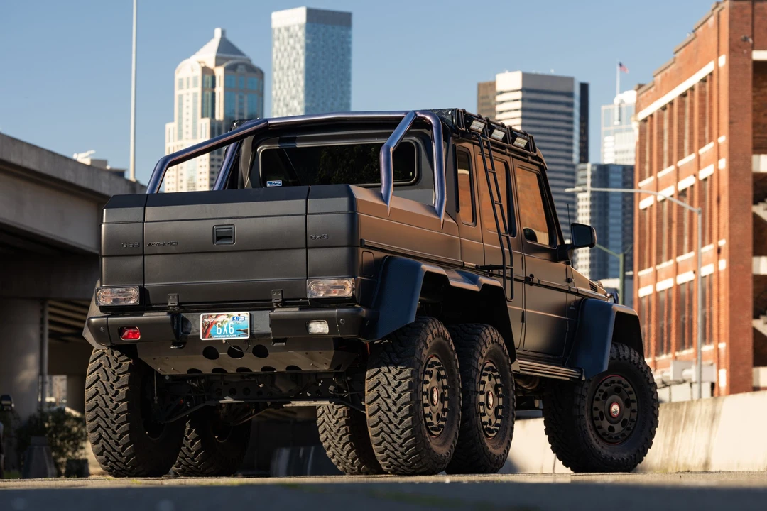 2014 Mercedes-Benz W463 G 36 & G 55 & G 63 & G 65 AMG 1st Gen - Image 10 of 31