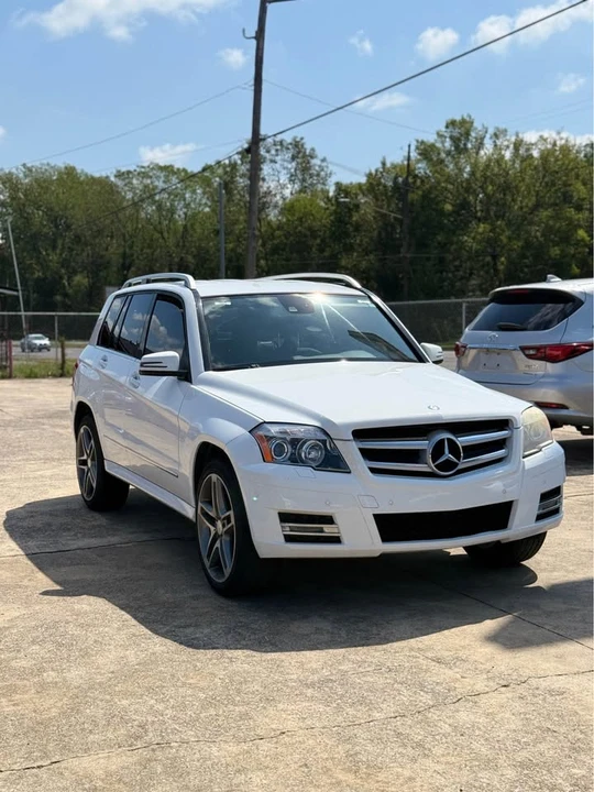 2014 Mercedes-Benz GLK-Class - Image 2 of 11