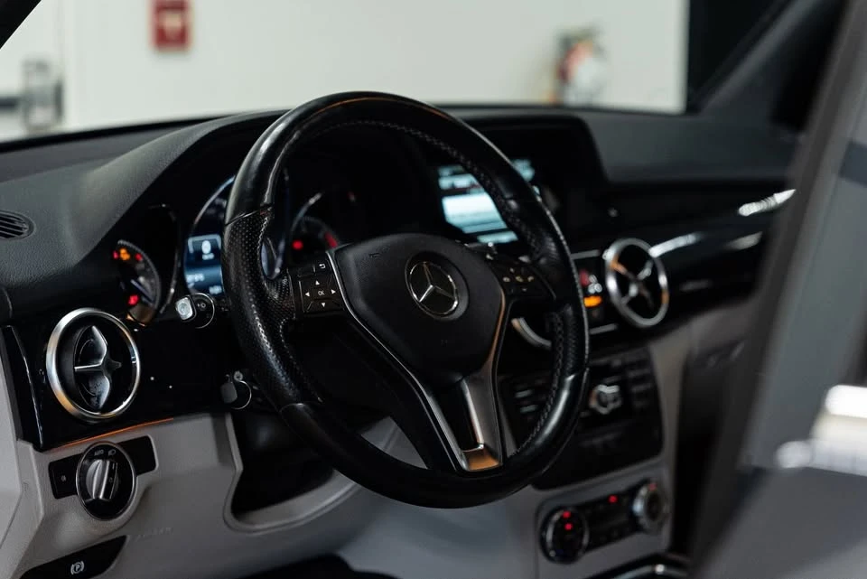 2014 Mercedes-Benz GLK-Class - Image 9 of 20