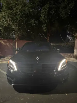 2014 Mercedes-Benz Mercedes-Maybach S-Class S 550 4MATIC Sedan 4D