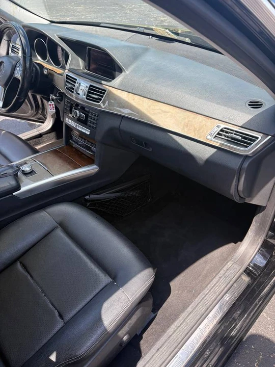 2014 Mercedes-Benz W212 E-Class - Image 11 of 18