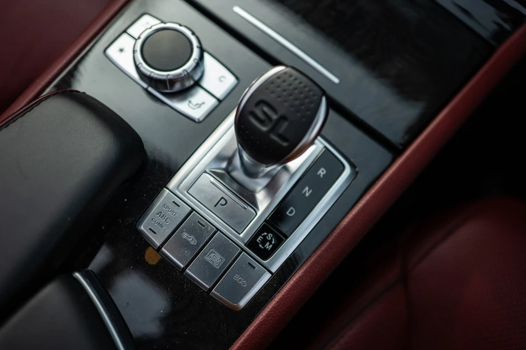 2014 Mercedes-Benz R231 SL-Class - Image 13 of 30