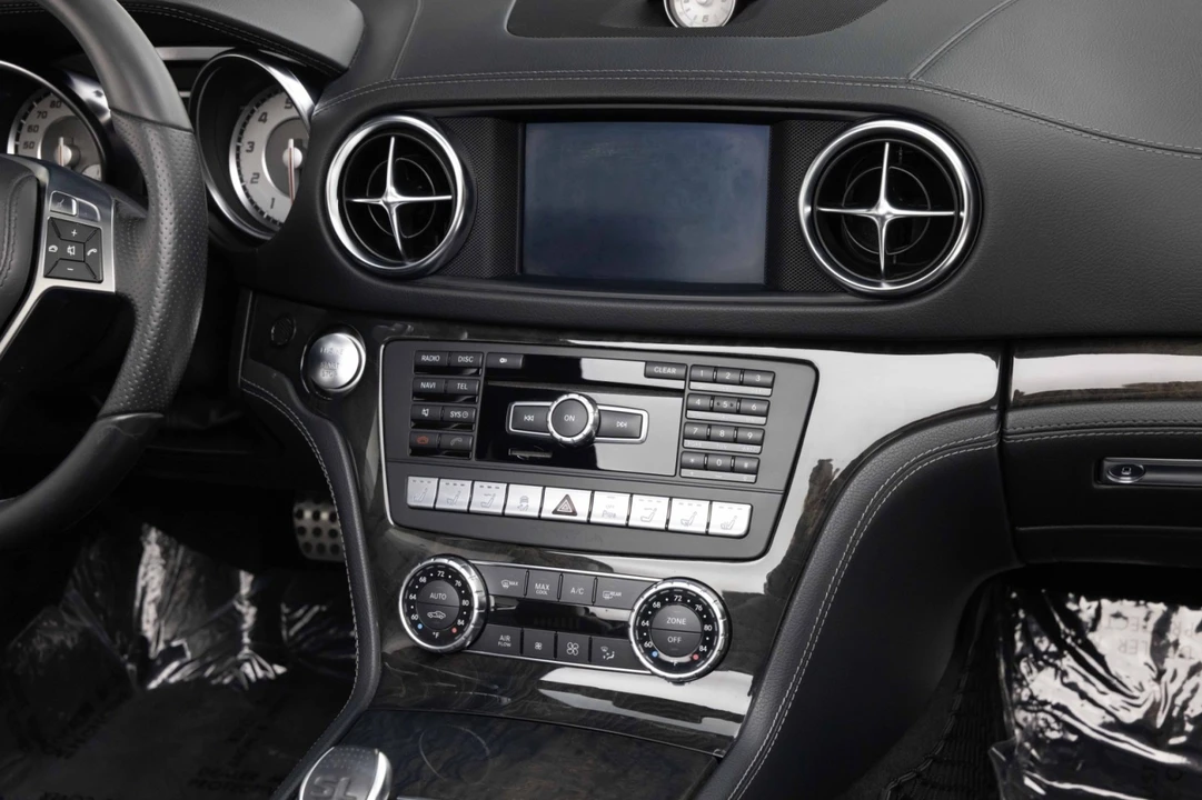 2014 Mercedes-Benz R231 SL-Class - Image 16 of 31
