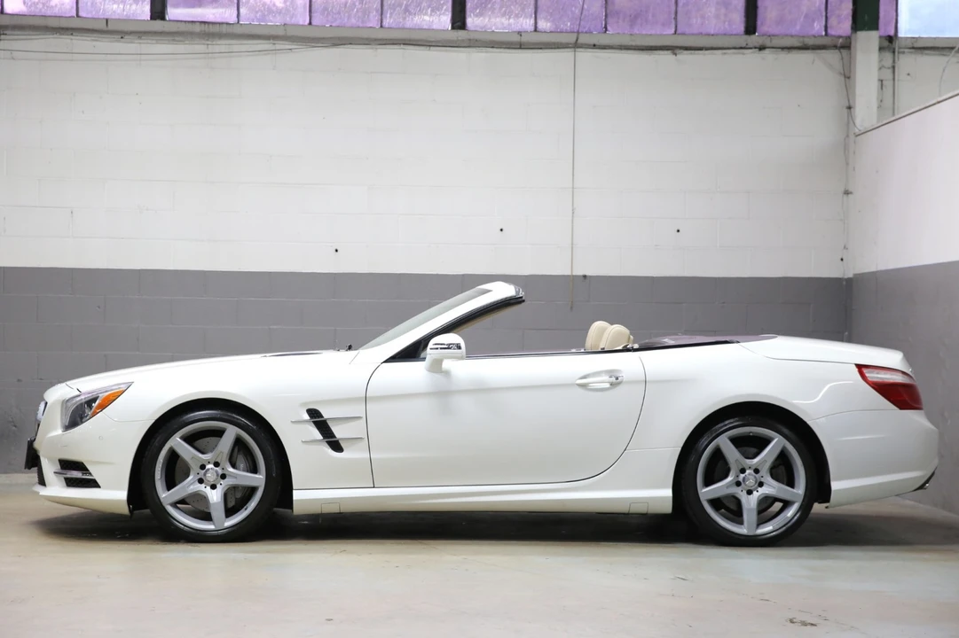 2014 Mercedes-Benz R231 SL-Class - Image 2 of 31
