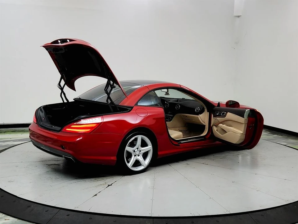 2014 Mercedes-Benz R231 SL-Class - Image 11 of 31