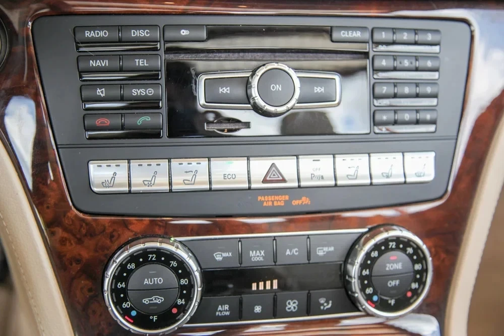 2014 Mercedes-Benz R231 SL-Class - Image 18 of 21