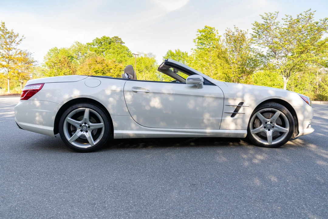 2014 Mercedes-Benz R231 SL-Class - Image 10 of 31