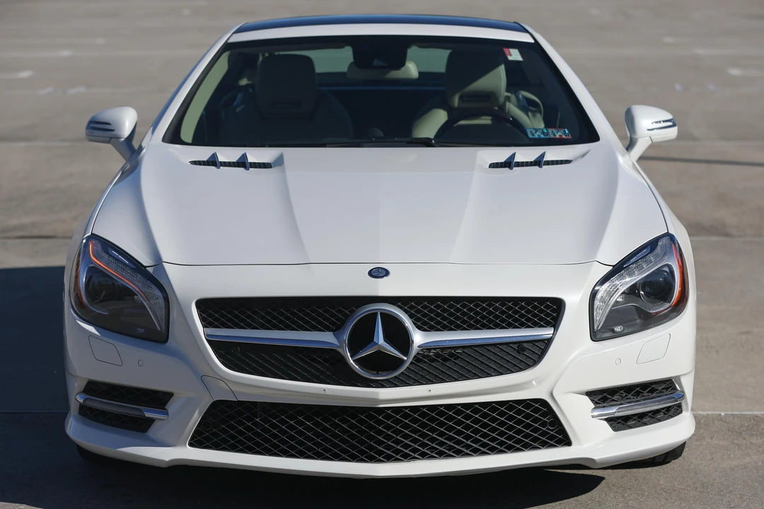 2014 Mercedes-Benz R231 SL-Class - Image 2 of 31
