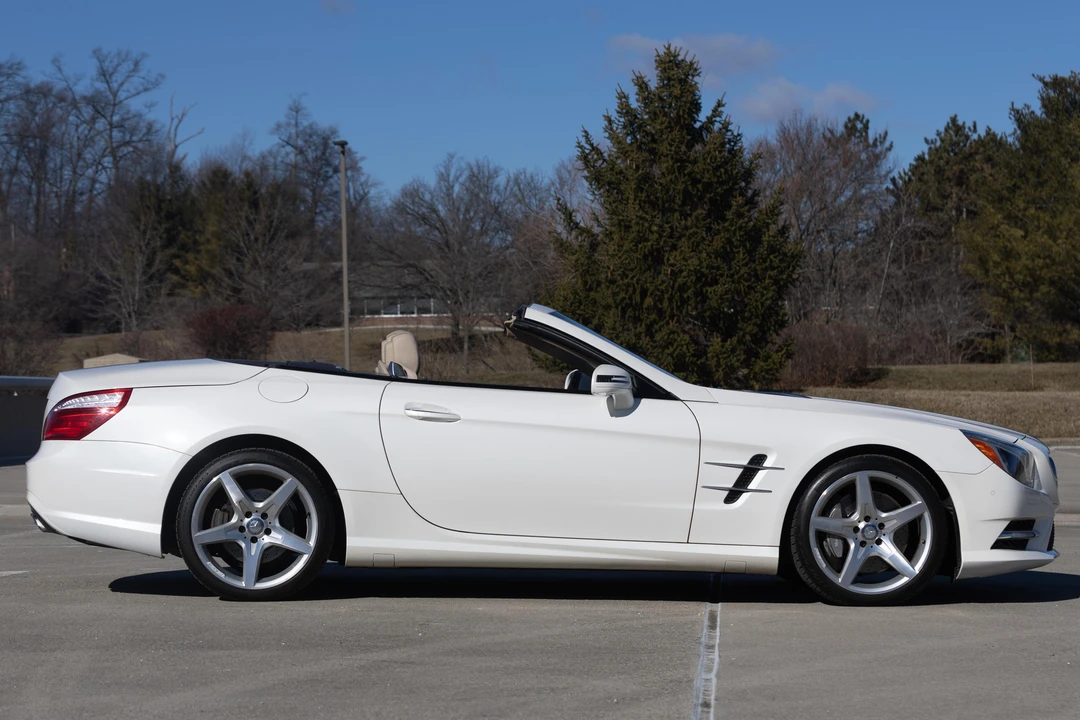 2014 Mercedes-Benz R231 SL-Class - Image 17 of 31