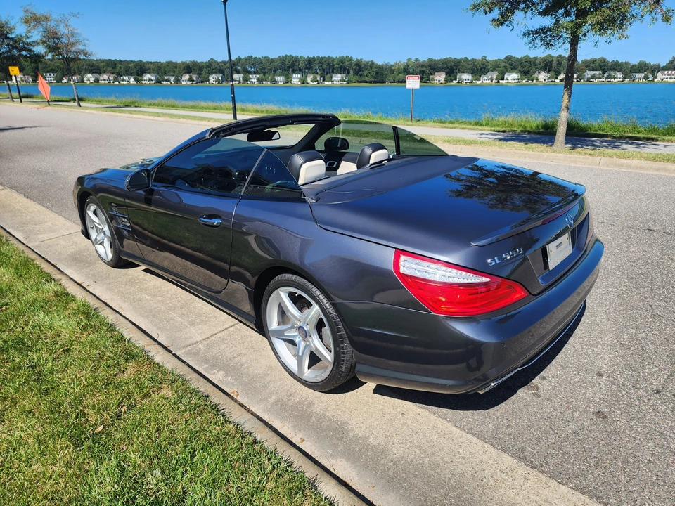 2014 Mercedes-Benz R231 SL-Class - Image 10 of 31