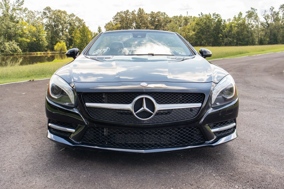 2014 Mercedes-Benz R231 SL-Class - Image 2 of 31