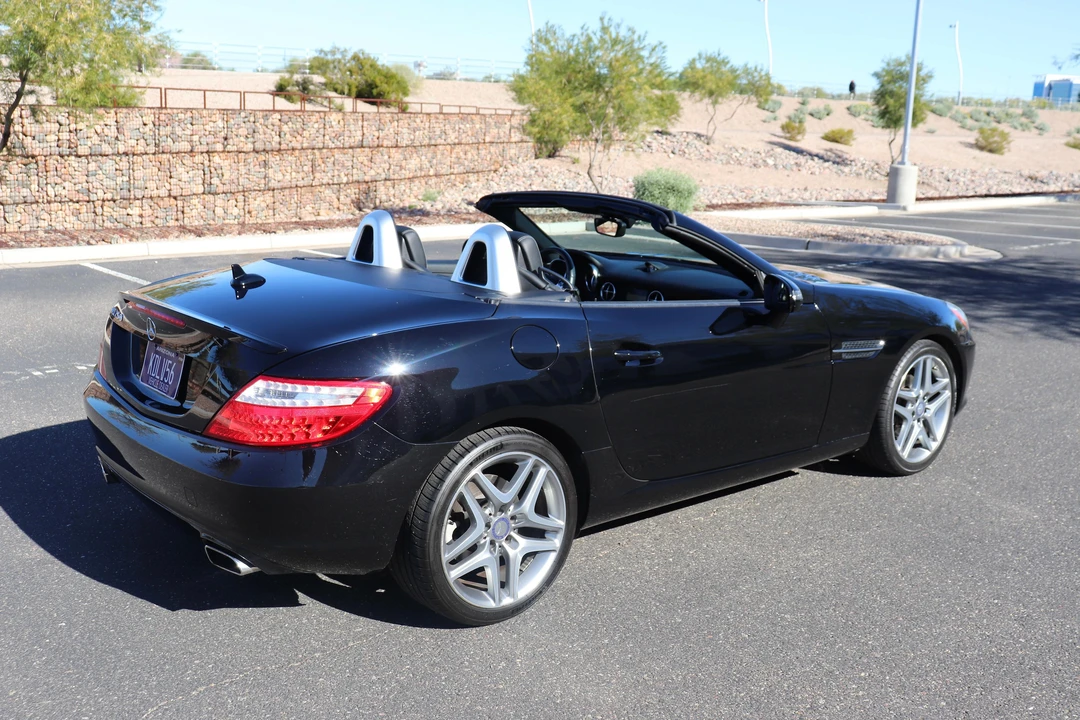 2014 Mercedes-Benz R172 SLC-Class - Image 16 of 21