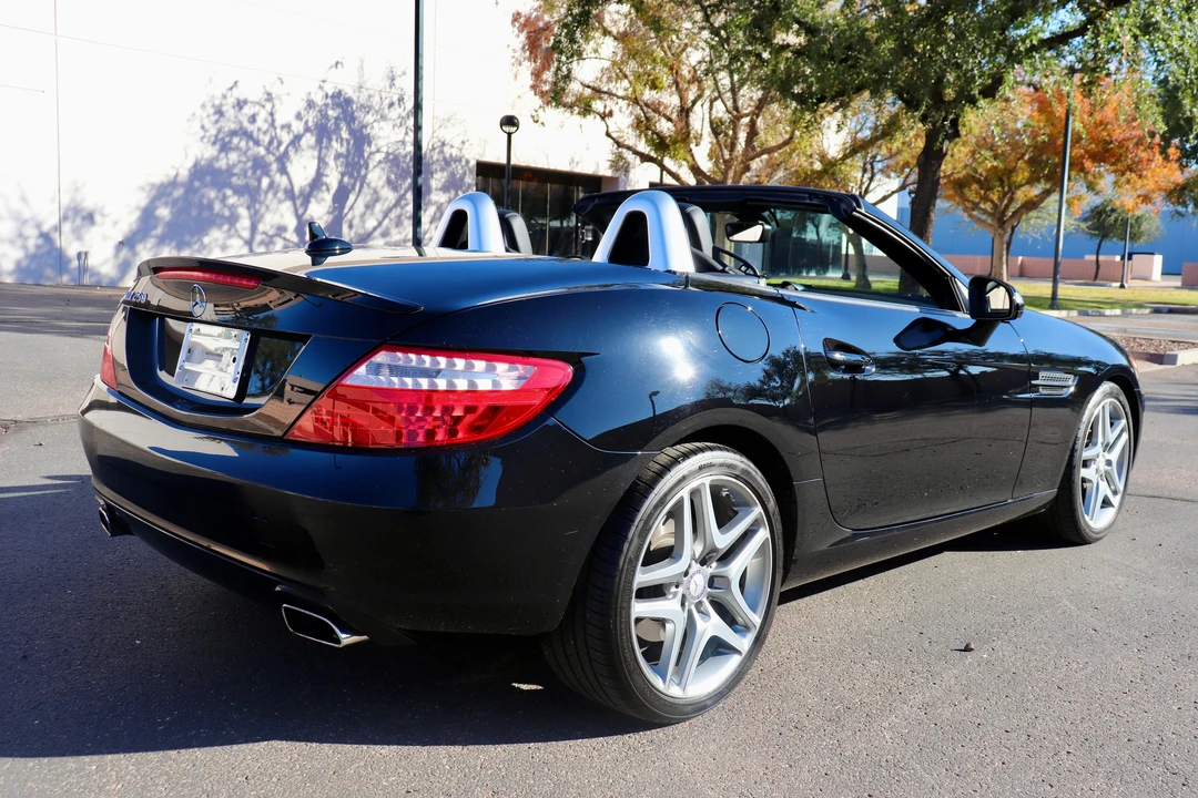 2014 Mercedes-Benz R172 SLC-Class - Image 15 of 21