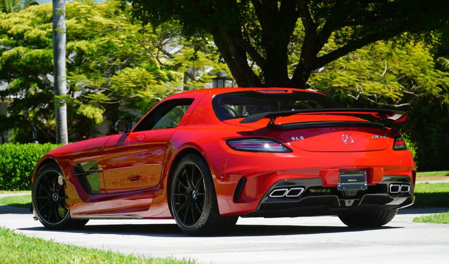 2014 Mercedes-Benz SLS AMG Black Series - Image 13 of 31
