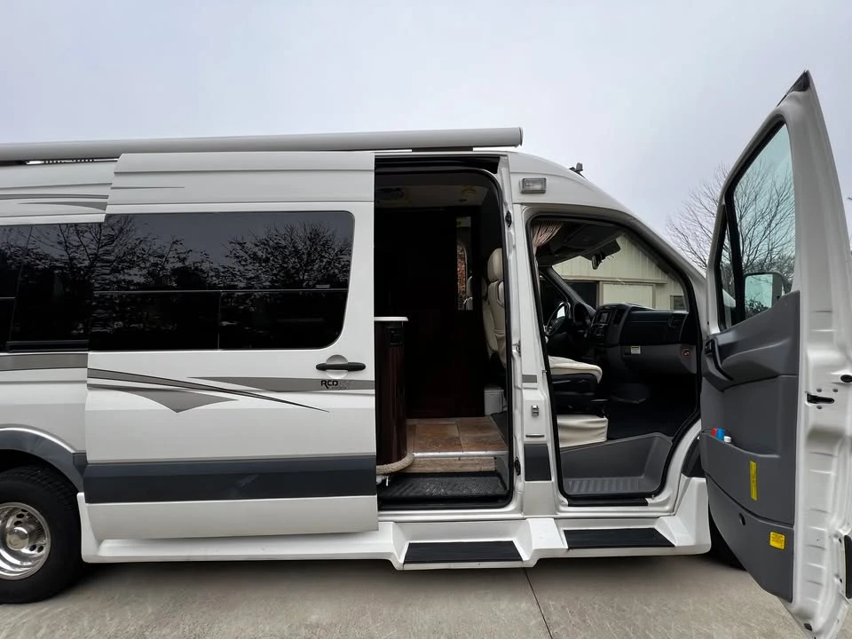 2014 Mercedes-Benz NCV3 Sprinter - Image 2 of 7