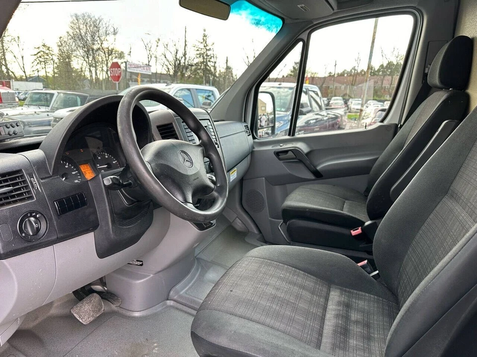 2014 Mercedes-Benz NCV3 Sprinter - Image 9 of 17